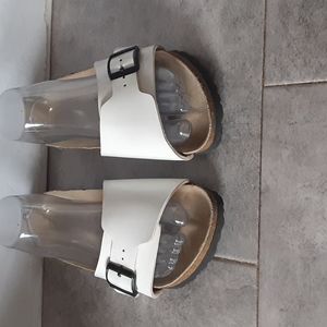 Birkenstock White Sandals Premium Comfort